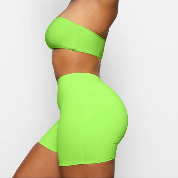 NWT SKIMS Limited Edition Sold Out Neon Green Swim Top size L - Picture 2 of 7